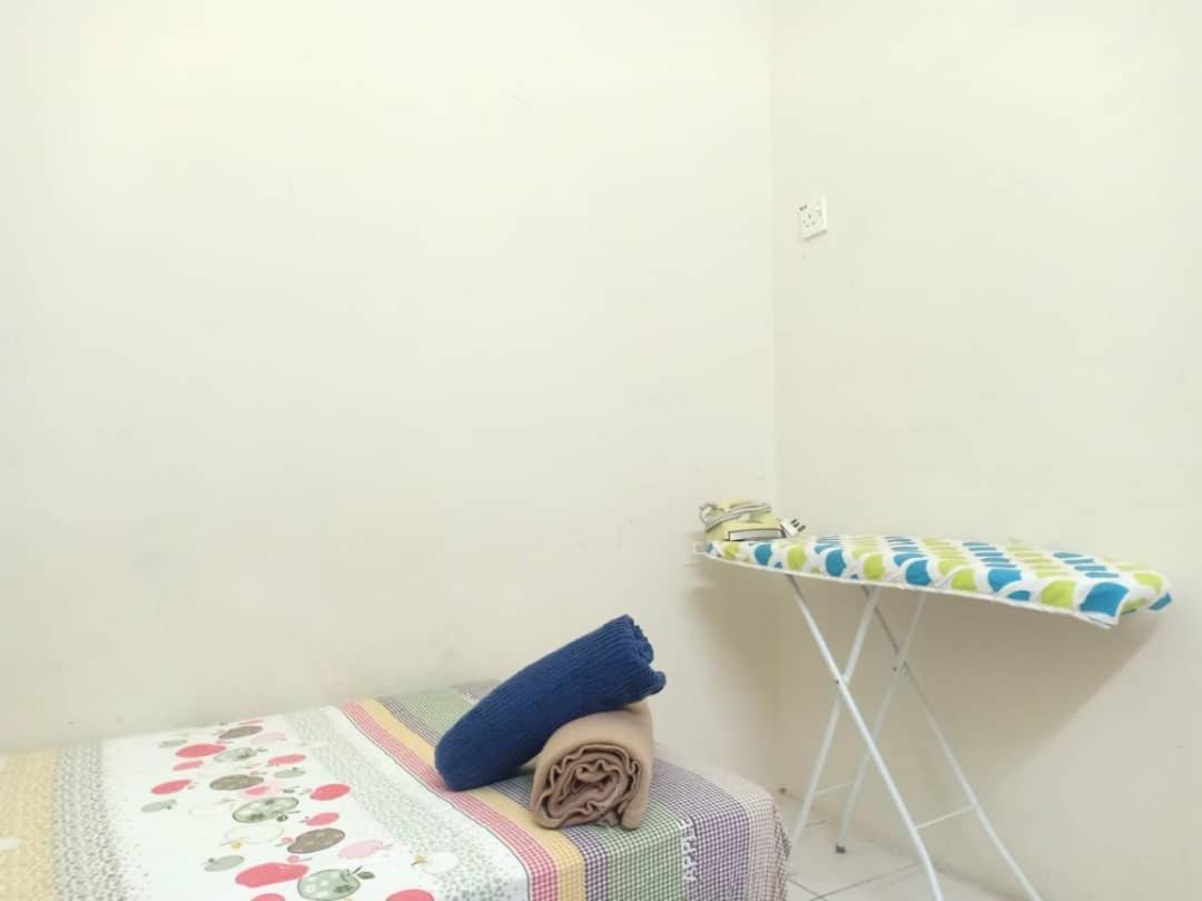 Kh Homestay Comfy N Calm Seri Manjung Εξωτερικό φωτογραφία